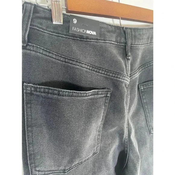 NWT Fashion Nova Cara Stretch Black Straight Leg Distressed Jeans Size 9 0149 - Picture 8 of 16